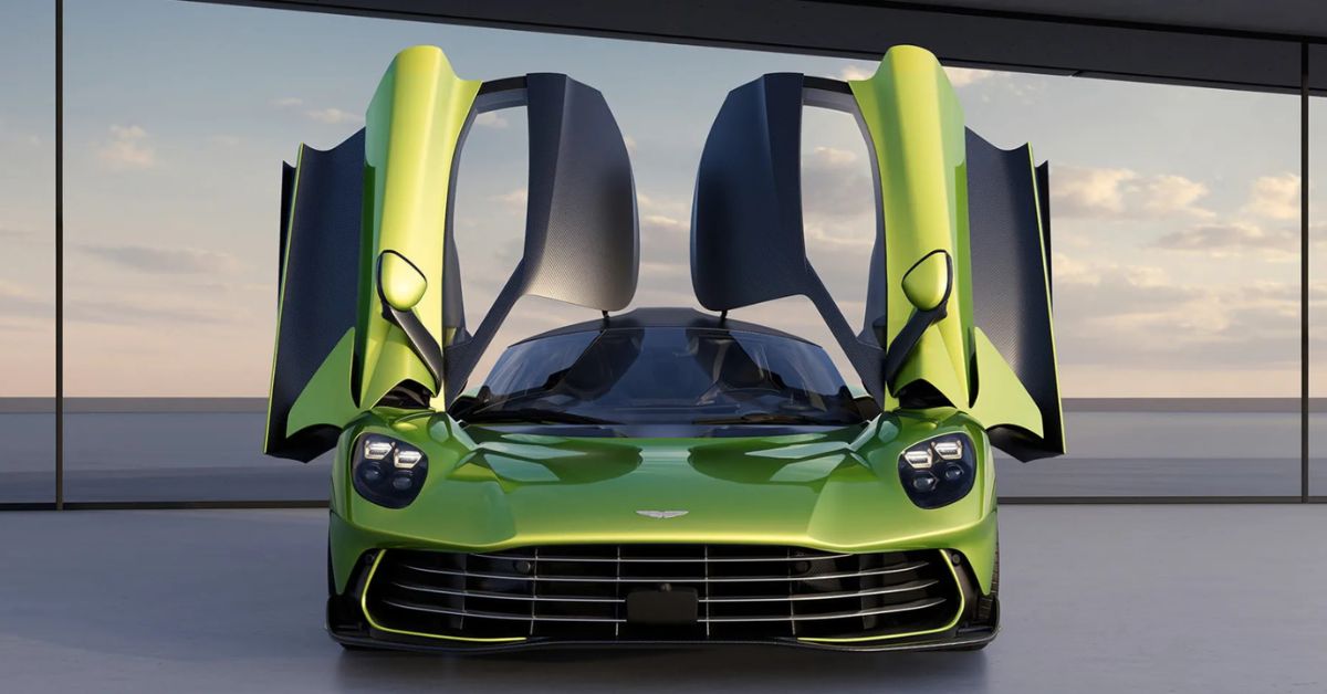 Top 10 Luxury Cars of 2025: Elegance, Power, and Exclusivity